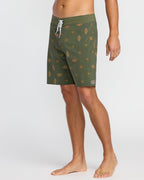 Sundays Pro Performance 19 Boardshorts - Military