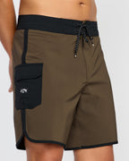 73 Pro Performance 18 Boardshorts - Dark Military