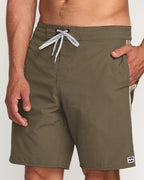 Wategos Lo Tide 19 Boardshorts - Brown