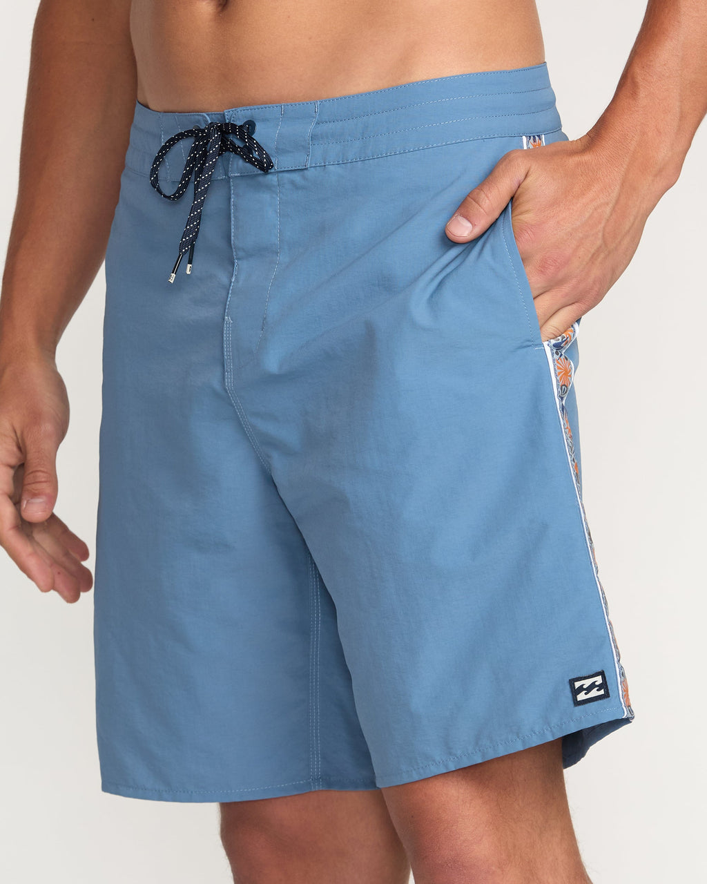 Wategos Lo Tide 19 Boardshorts - Carolina Blue