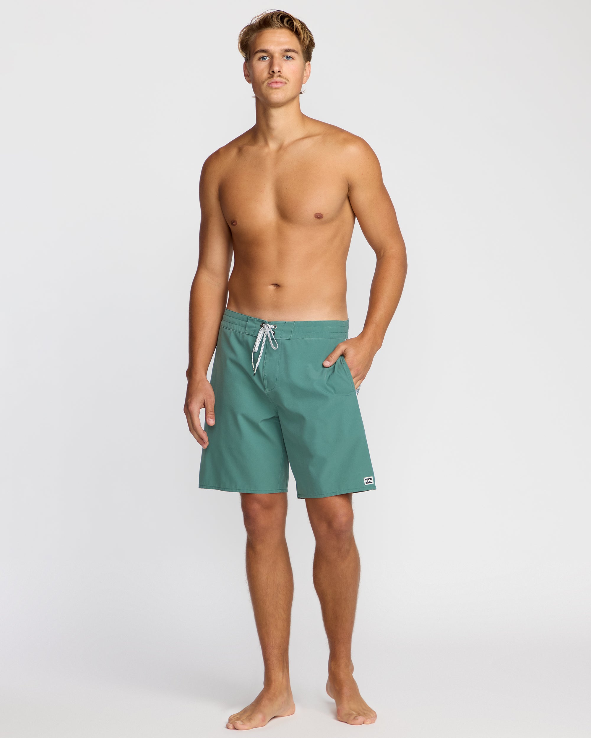 Wategos Lo Tide 19 Boardshorts - Sage Green