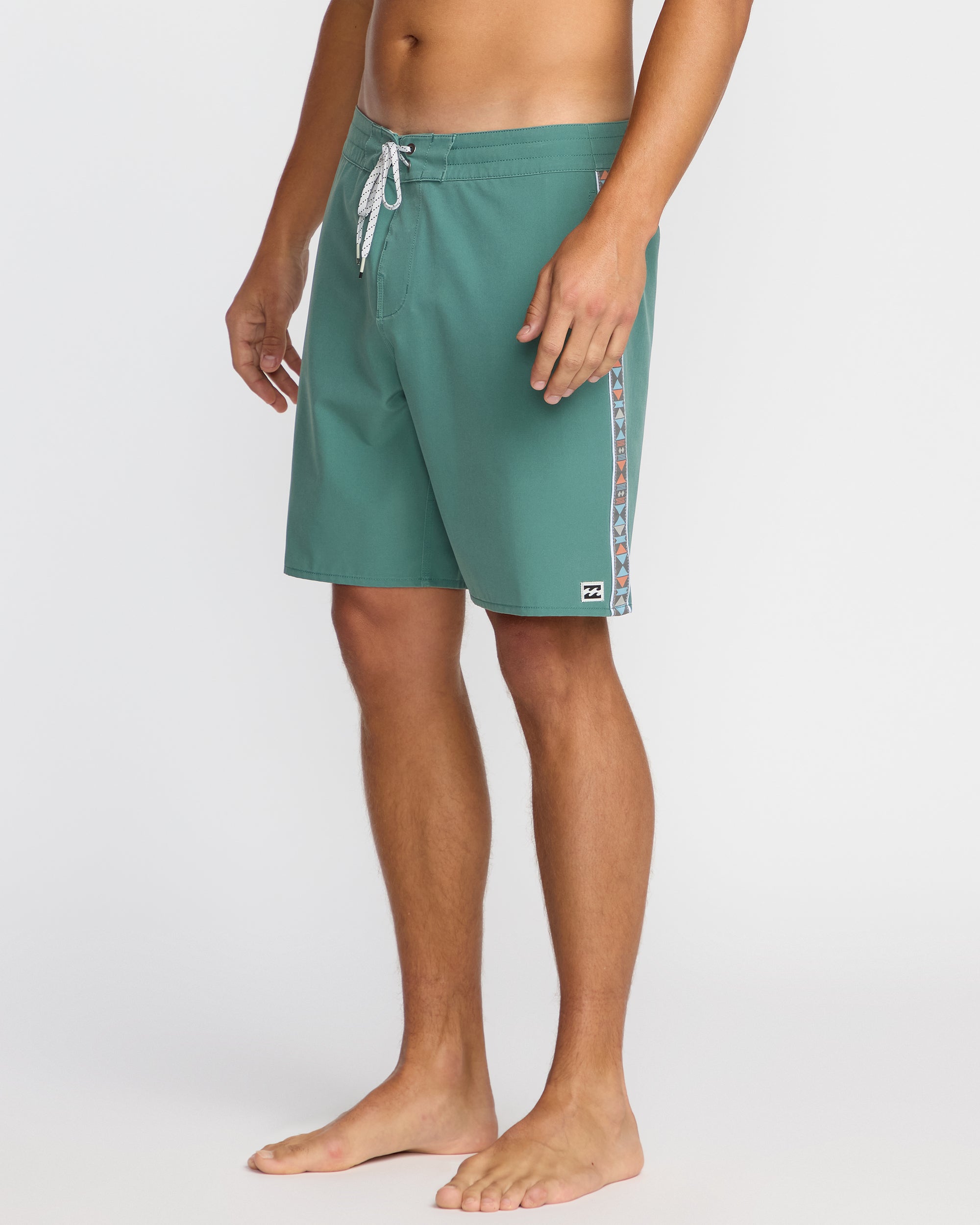 Wategos Lo Tide 19 Boardshorts - Sage Green