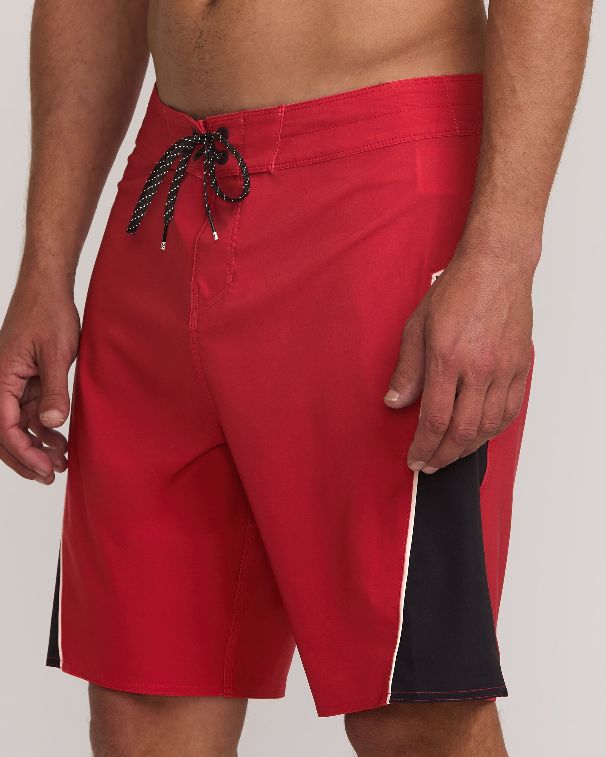 Straddie Pro Performance 20 Boardshorts - Scarlet