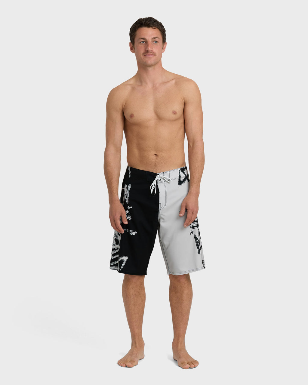 Inverted Pro 22 Boardshorts - Black/White
