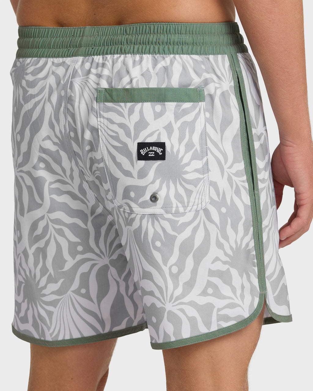 Seventy Three Layback 16 Trunks - Alloy