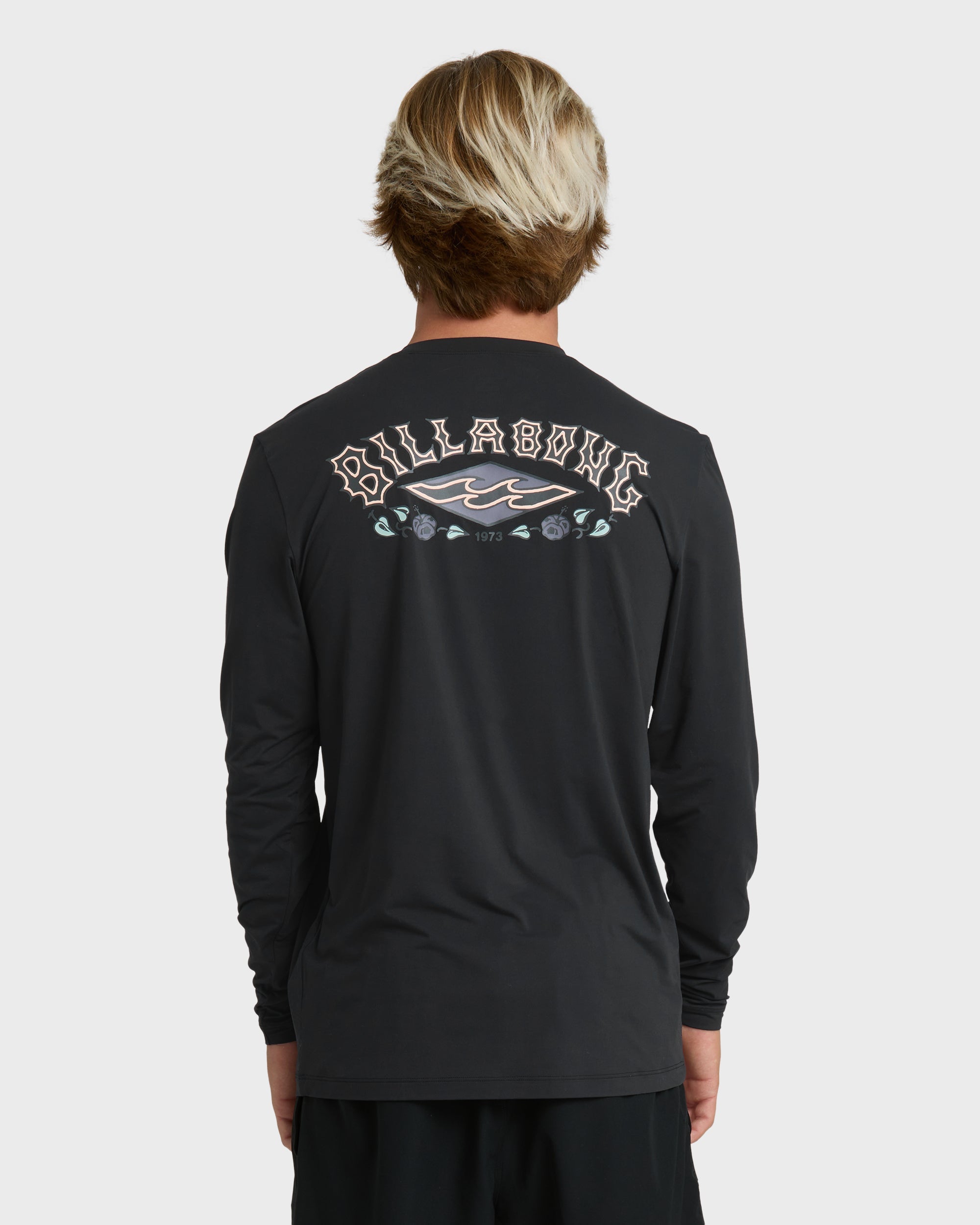 Heritage Loose Fit Long Sleeve Surf Tee - Black