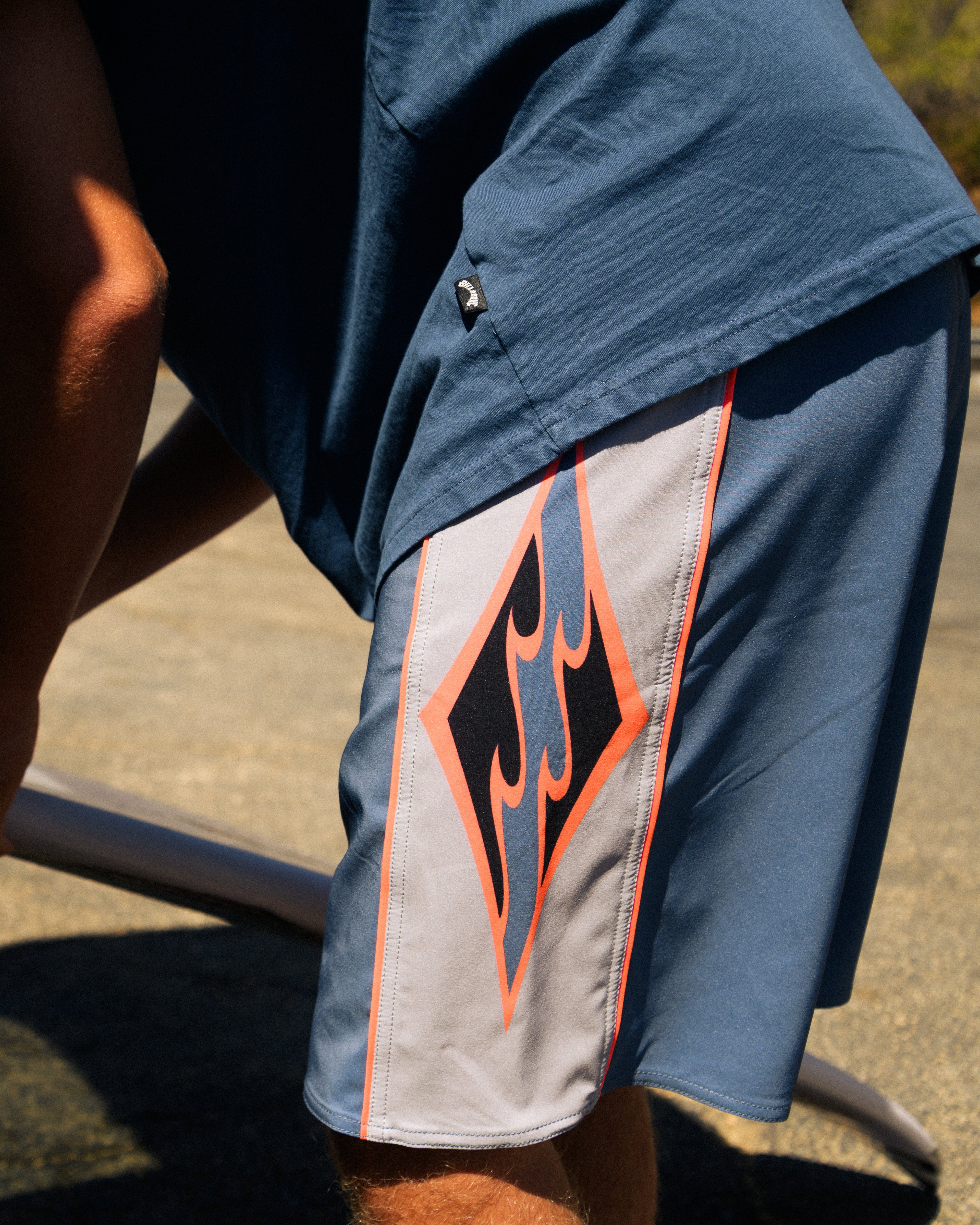 New Wave Pro 19 Boardshorts - China Blue