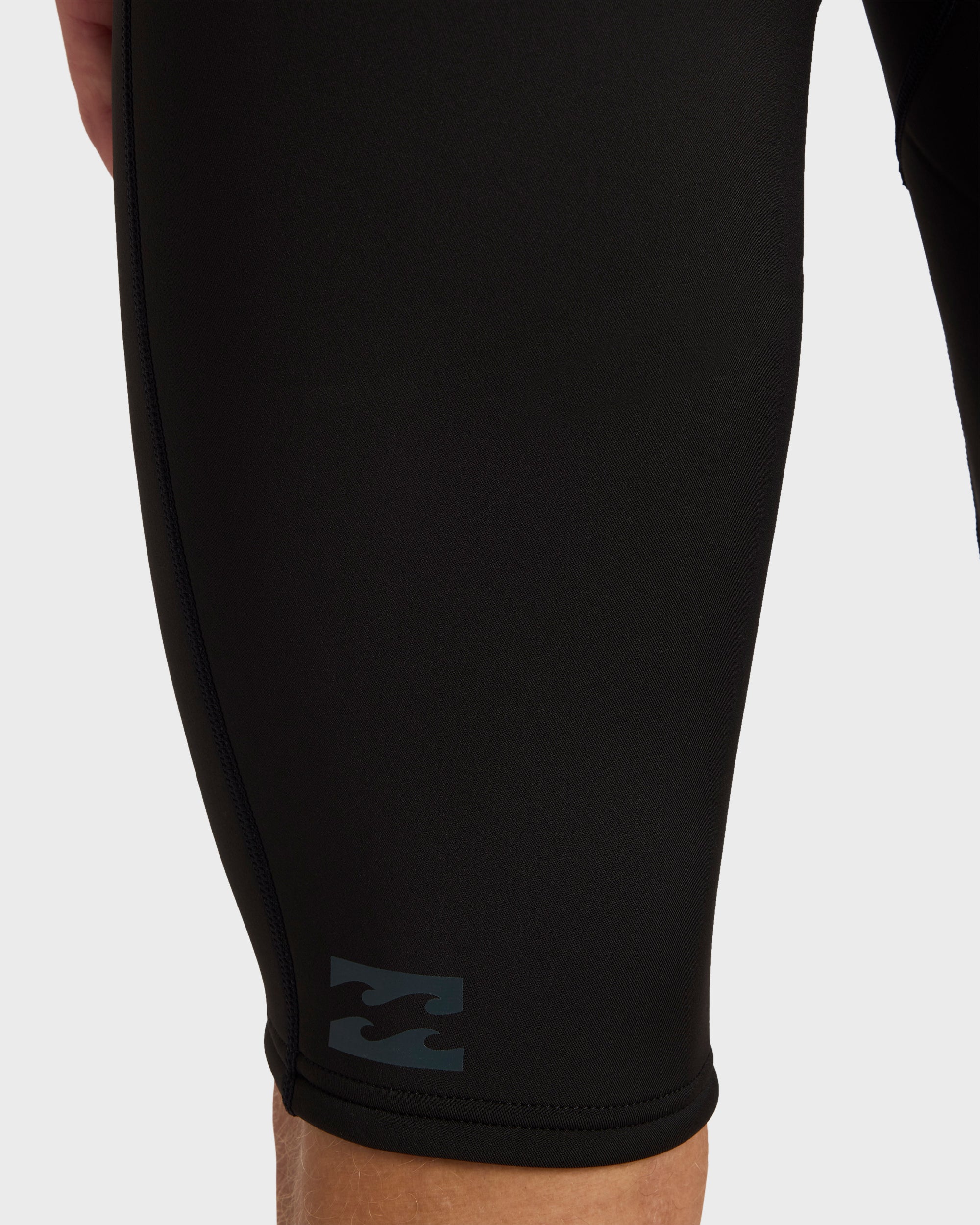 2/2mm Absolute Florida Short Sleeve Springsuit - Black
