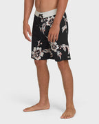Sundays Pro 19 Boardshorts - Black