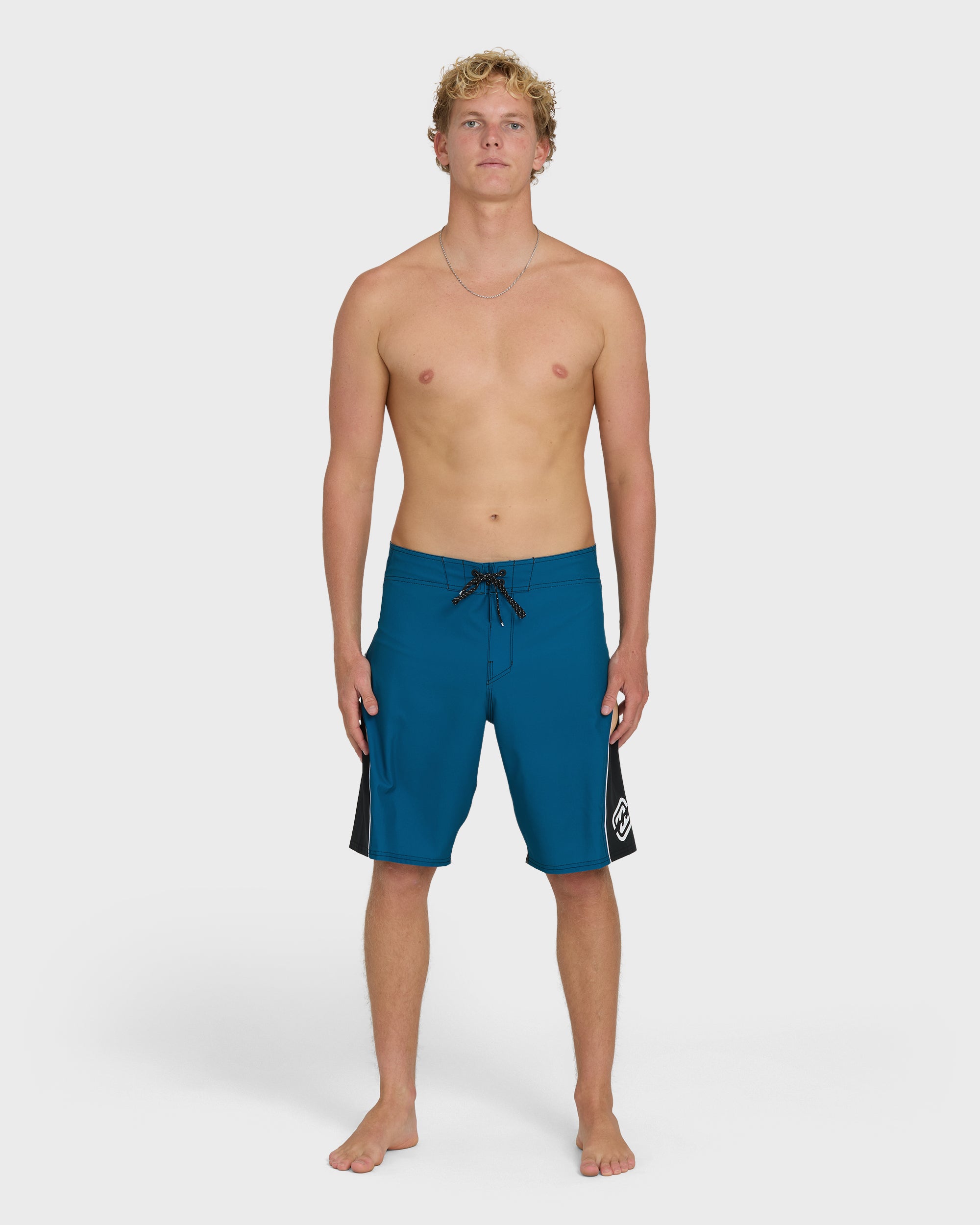 Straddie Pro Hi 20 Boardshorts - Tropical Teal