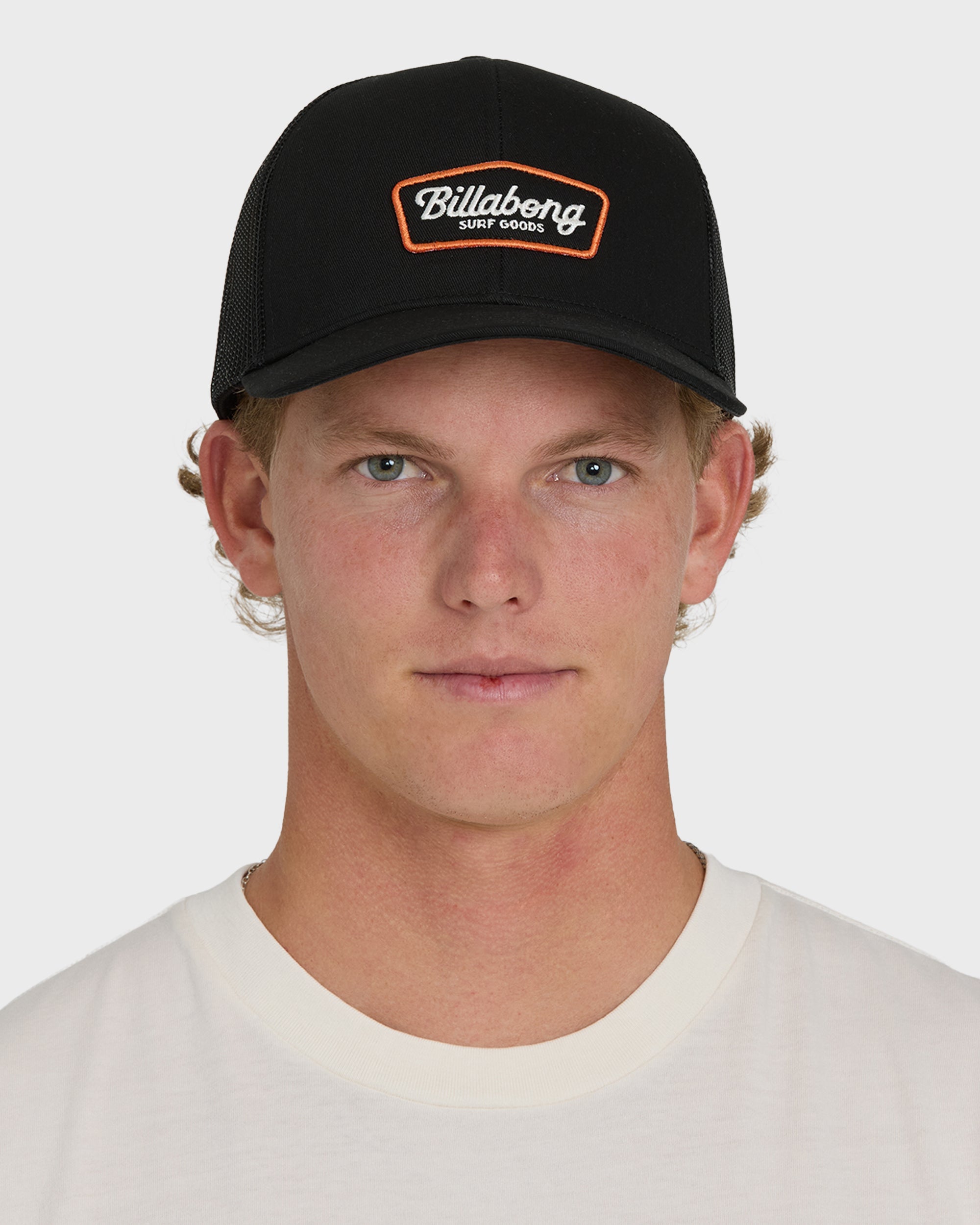Walled Trucker Hat - Black