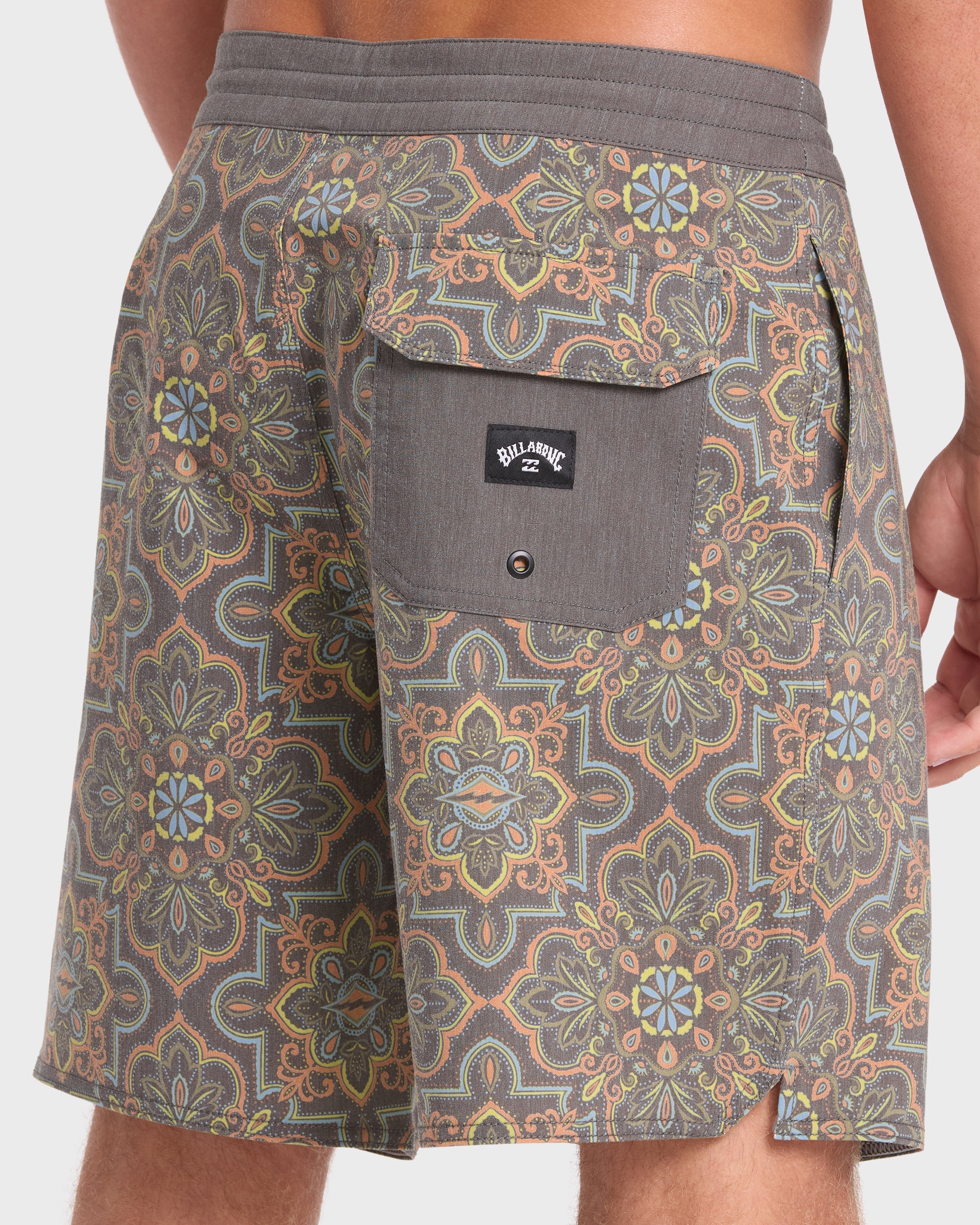 Good Times Lo Tide 17.5 Boardshorts - Slate Black