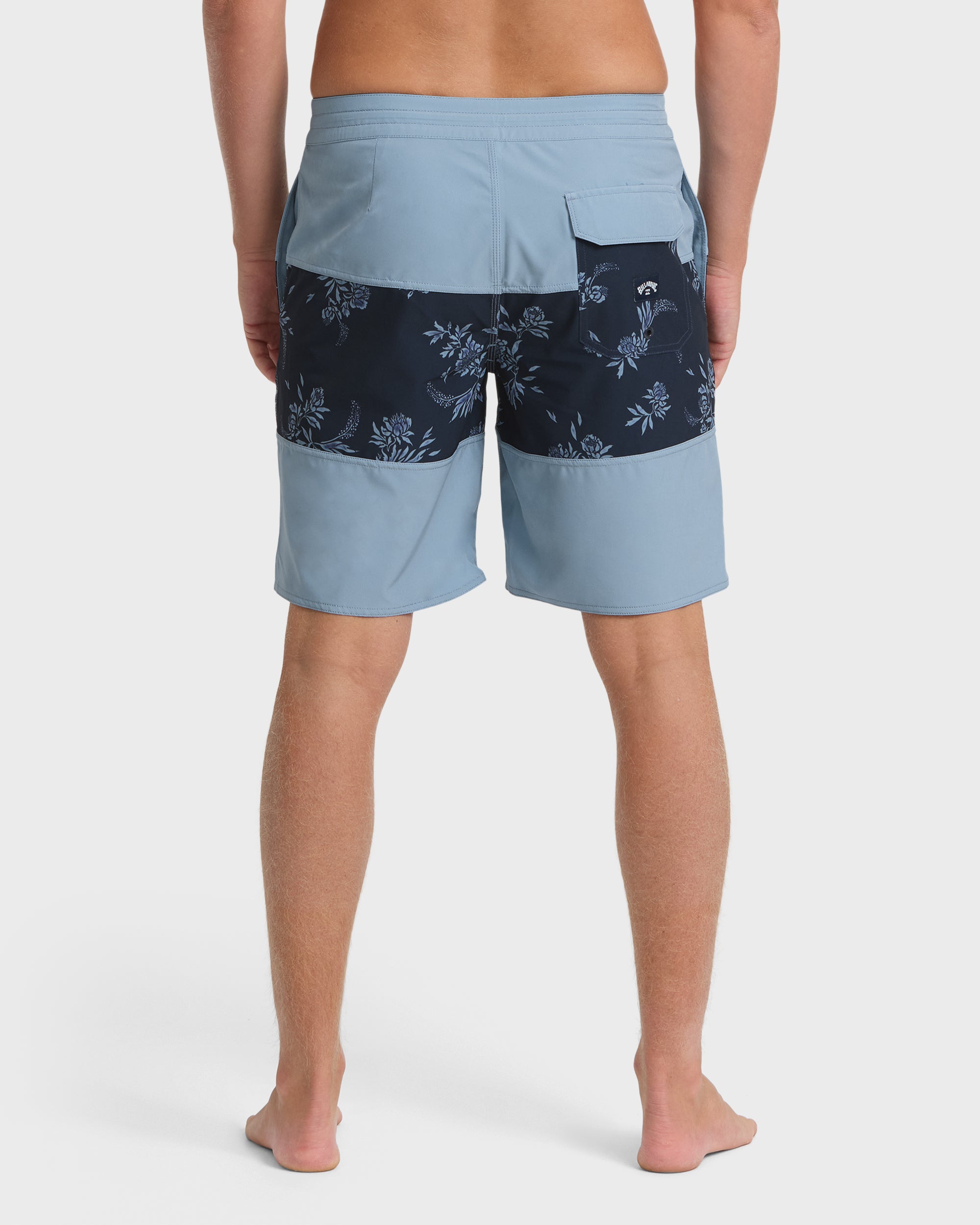 Tribong Lo Tide 18 Boardshorts - True Navy