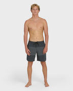 73 Lo Tide 18 Boardshorts - Black