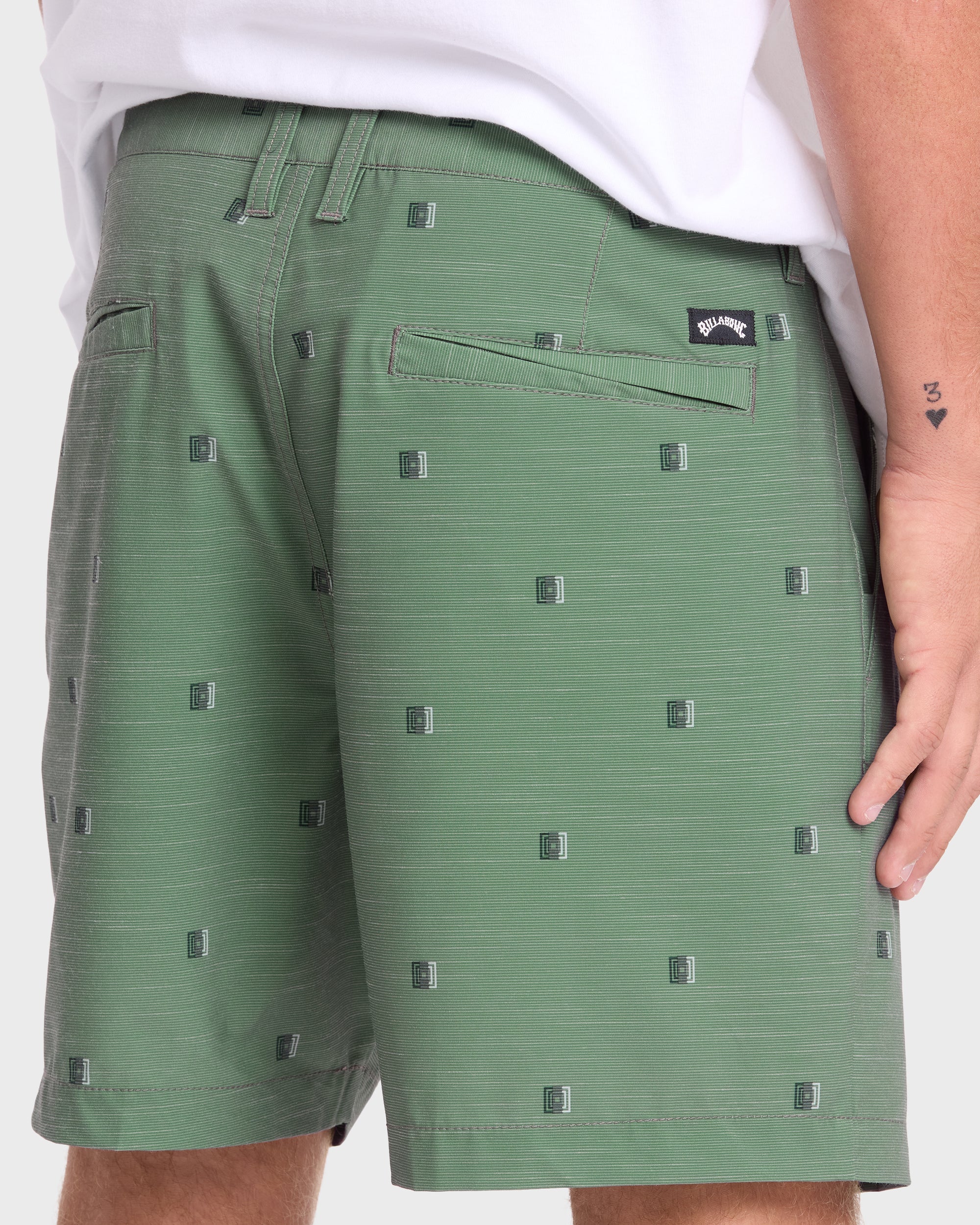 Crossfire Submersible 17 Amphibian Hybrid Shorts - Laurel Wreath