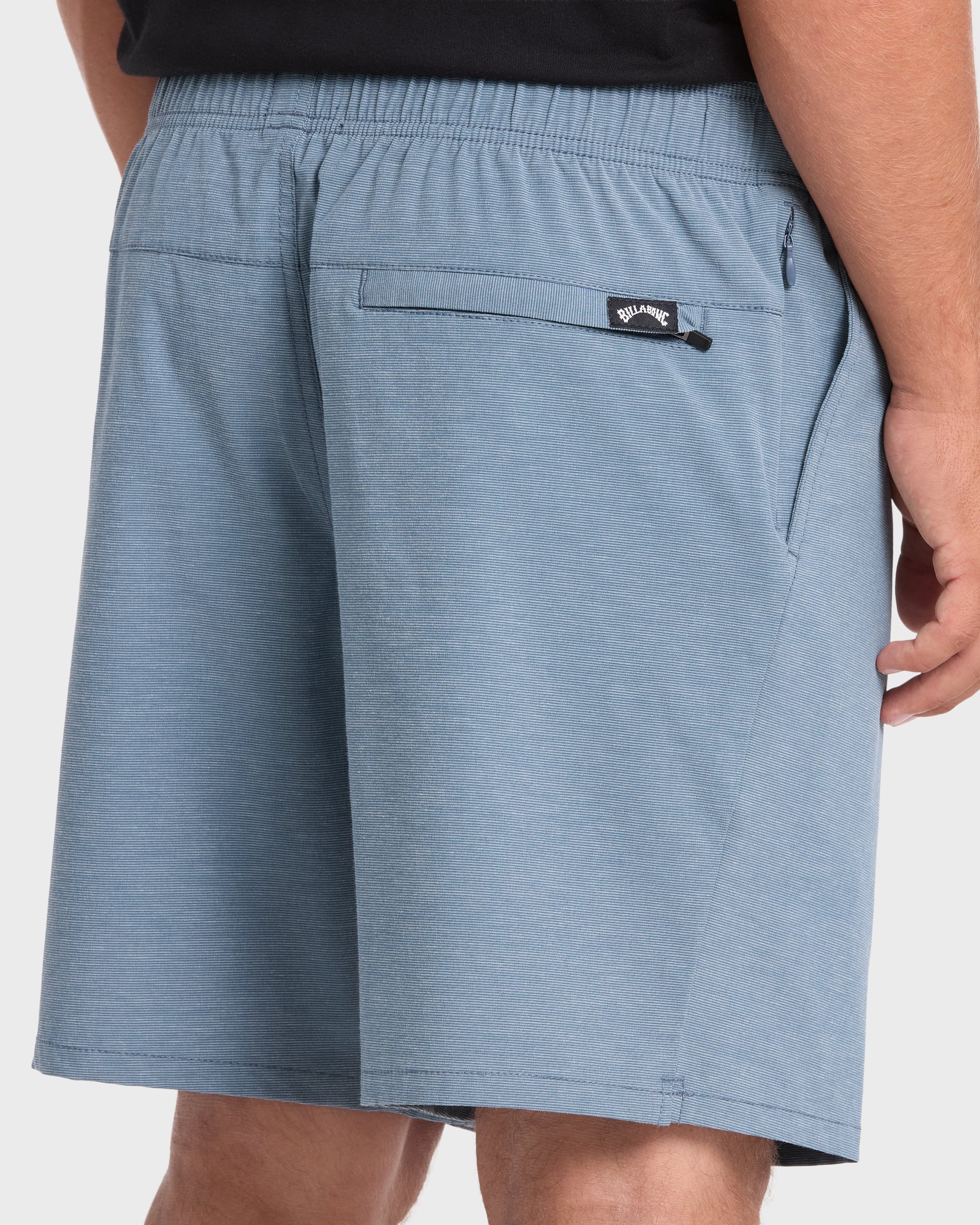 Crossfire Elastic Wave Washed 18 Amphibian Hybrid Shorts - China Blue
