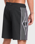 New Wave Pro 19 Boardshorts - Black