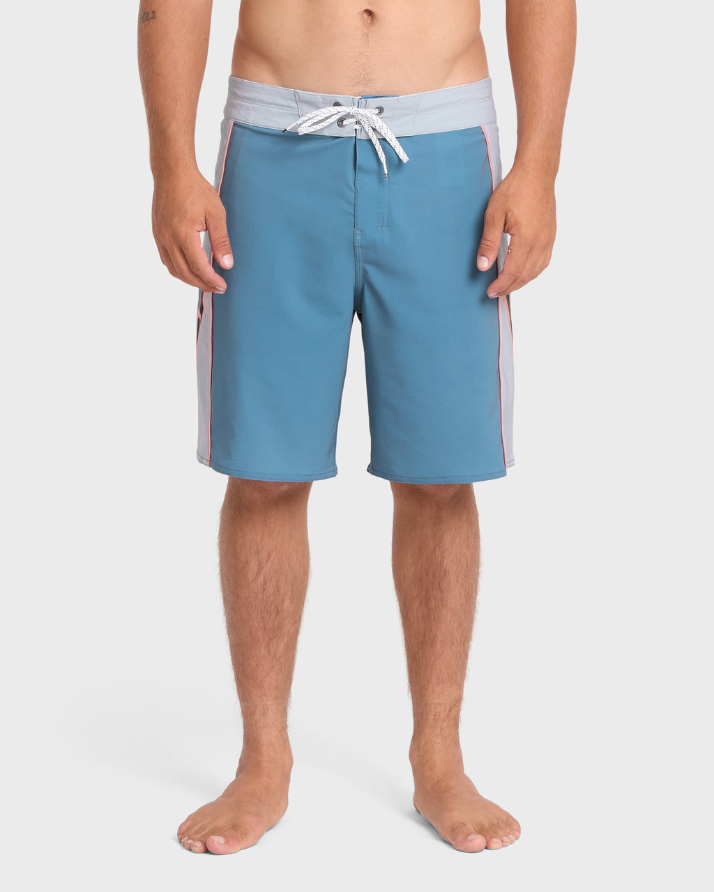 New Wave Pro 19 Boardshorts - China Blue