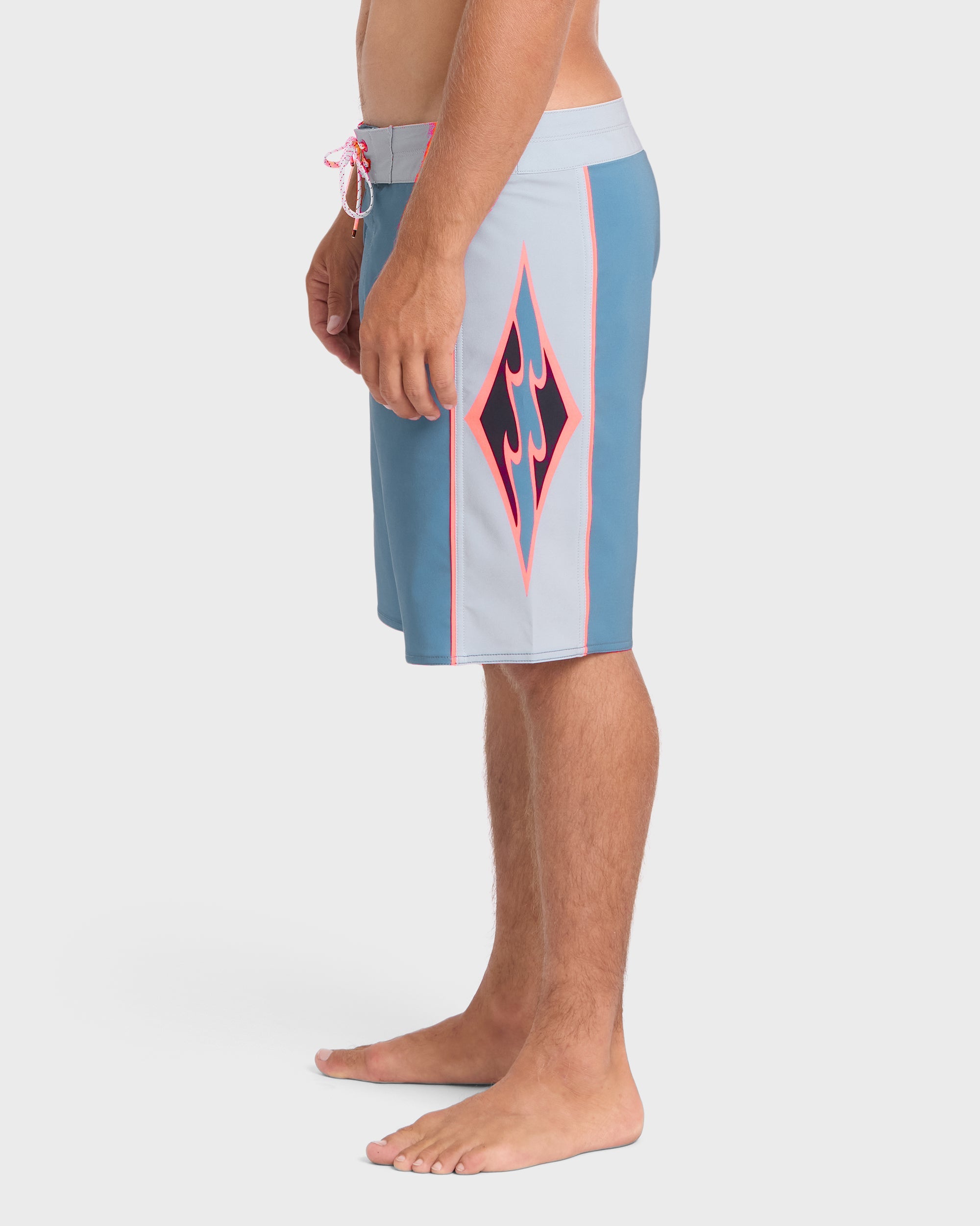 New Wave Pro 19 Boardshorts - China Blue