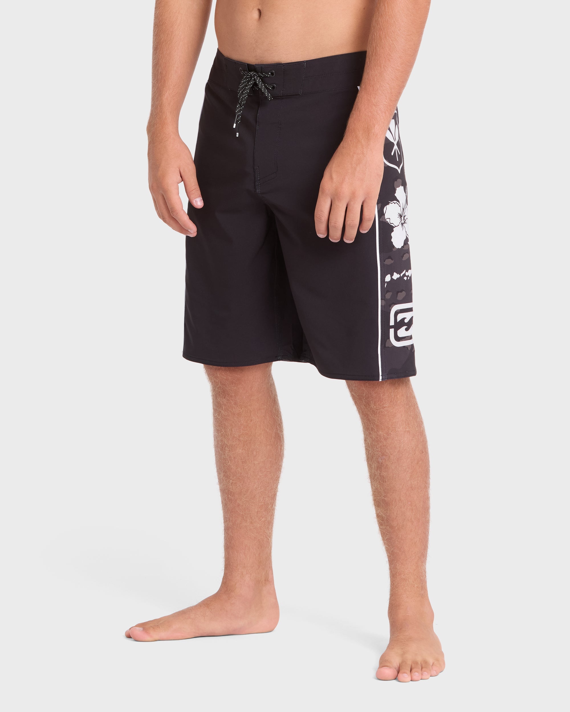 New Wave 2.0 Hawaii Pro 19 Boardshorts - Black