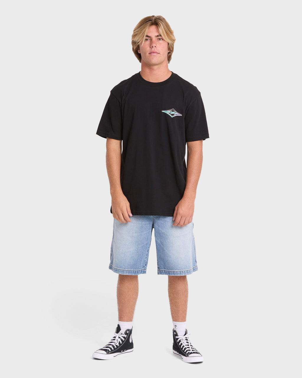 Crayon Wave Premium Short Sleeve Knit T-Shirt - Black