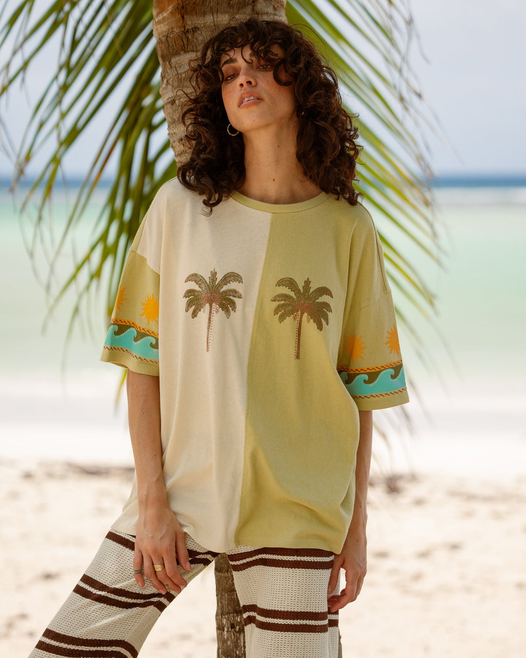Split Palm Short Sleeve T-Shirt - White Cap