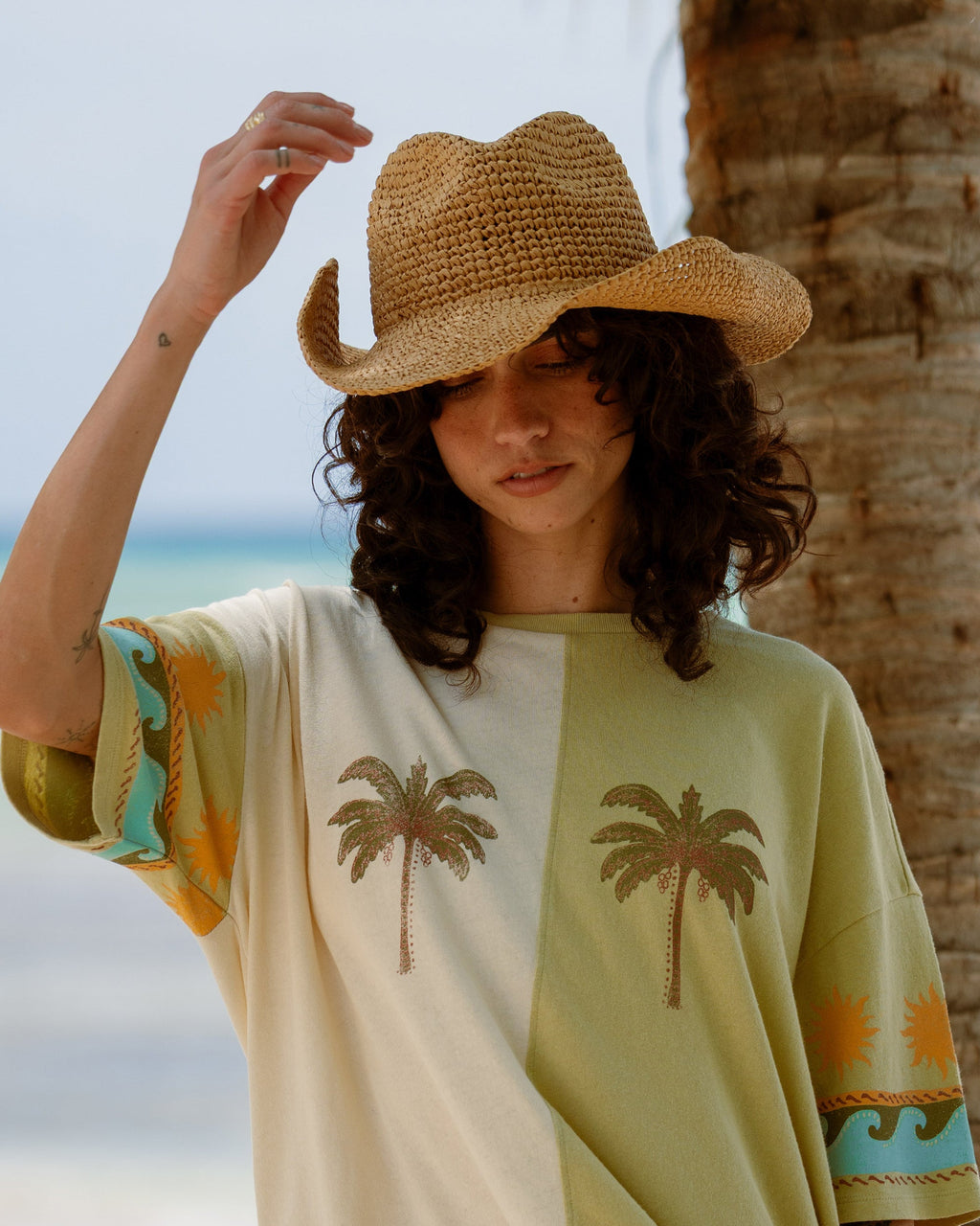 Split Palm Short Sleeve T-Shirt - White Cap
