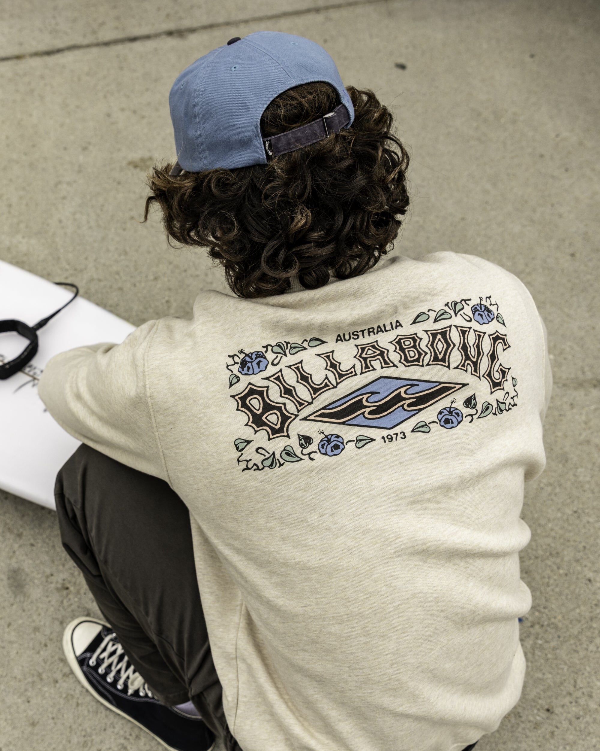 Short Sands Crewneck Sweatshirt - Oatmeal Heather.